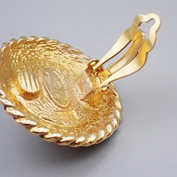 CHANEL CC Imitation Pearl Round Button Earrings Clip-On Gold France - Picture 6 of 16